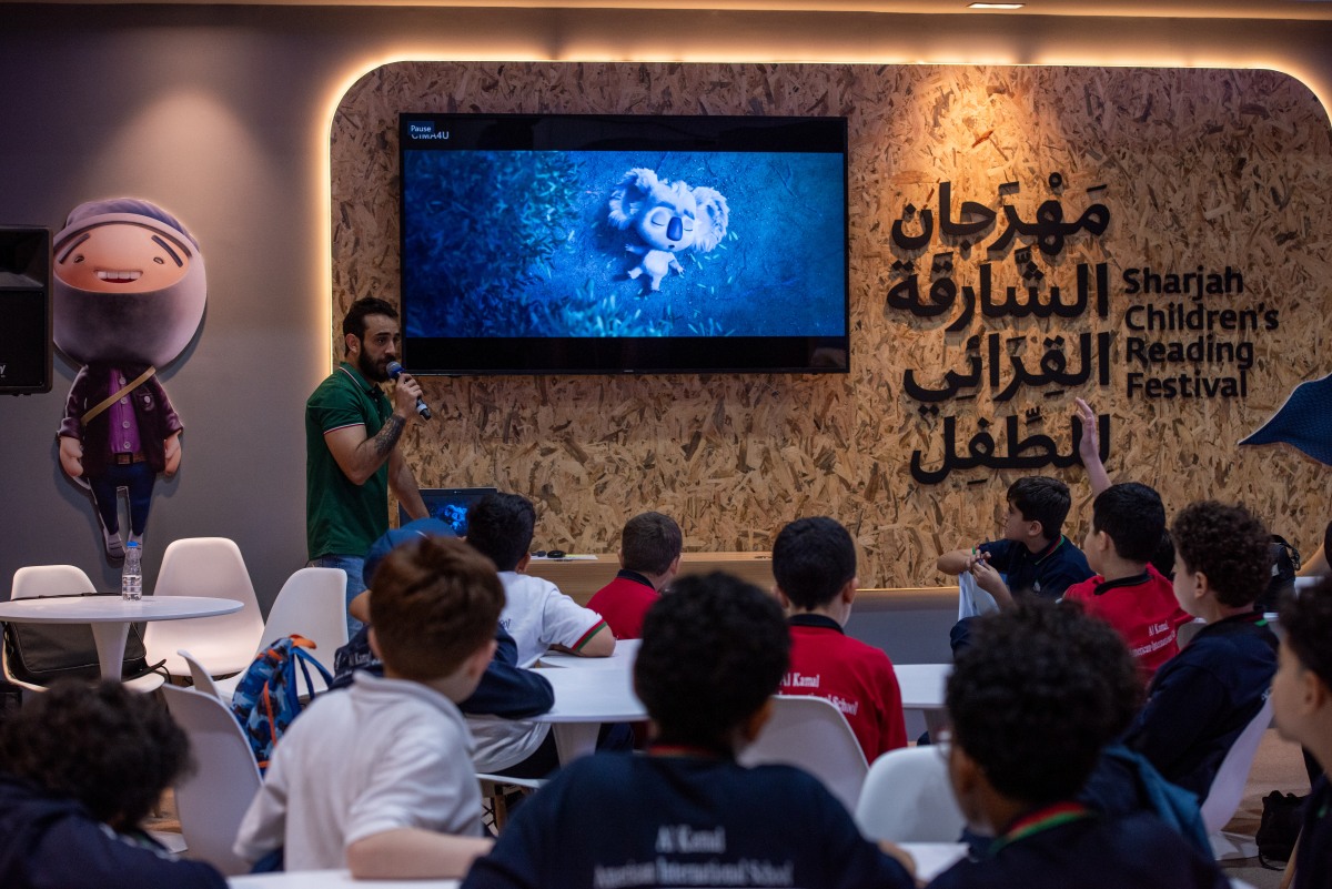 طلبة المدارس يستكشفون أسرار “دبلجة ألعاب الفيديو”