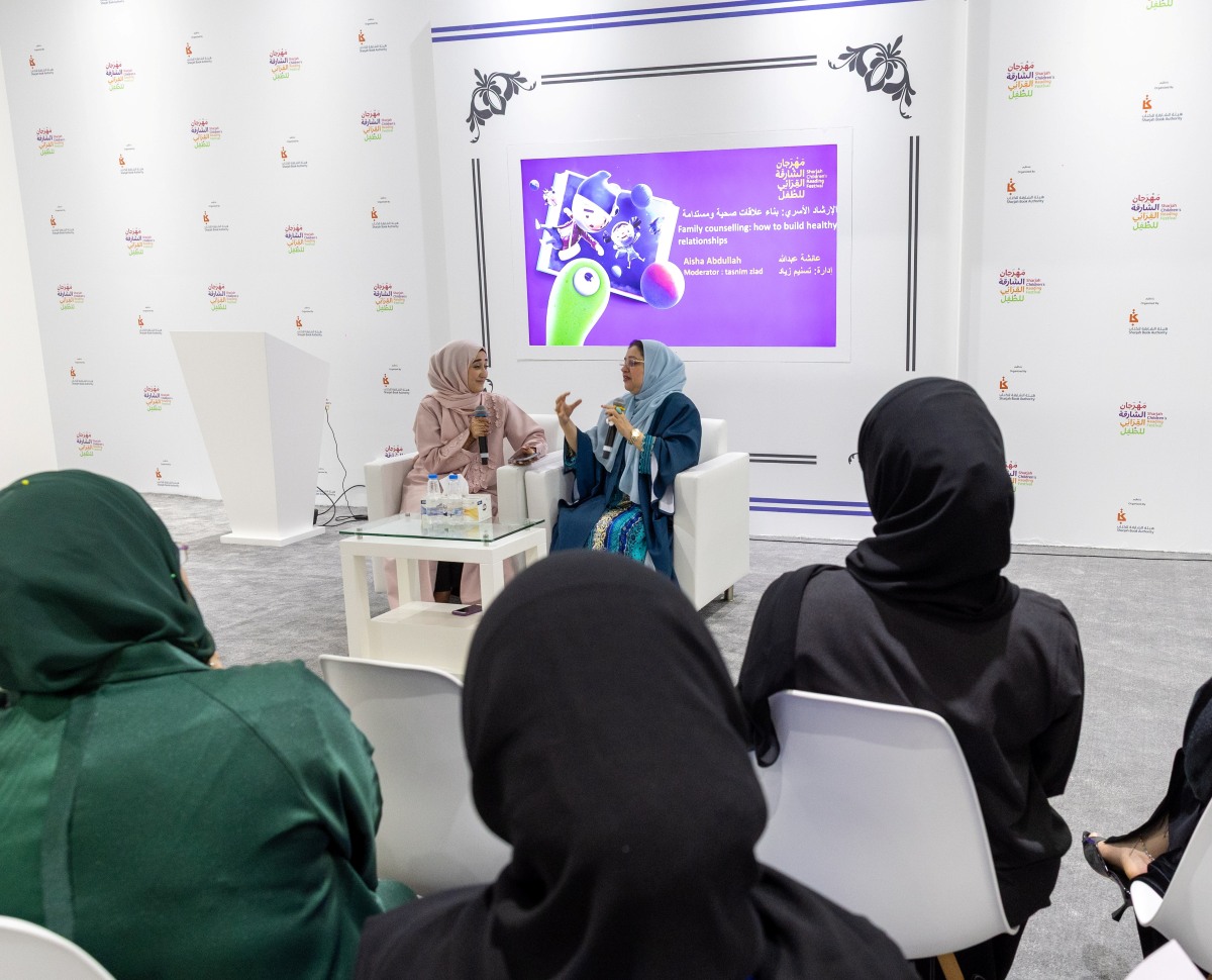 عائشة عبدالله: القصص وسيلة لبناء علاقات صحية بين الأهل والأبناء