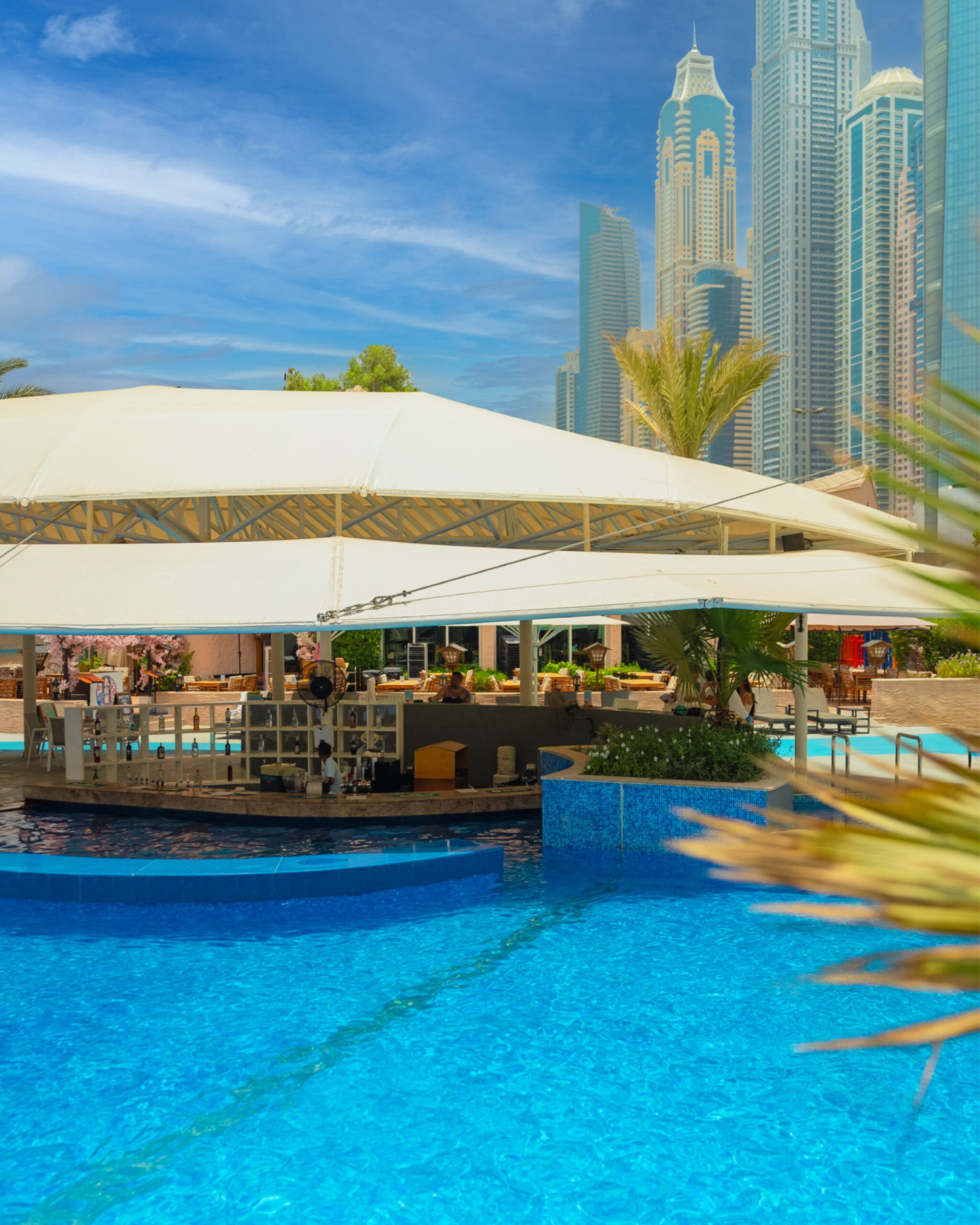 Al Habtoor Grand Resort’s Al Sama Pool Raises the Bar with a Special Pool Bar Upgrade & Summer Menu