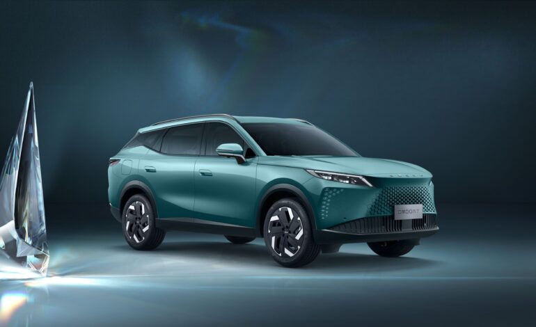 أومودا 7سي ترتقي بمعايير التصميم والابتكار في سوق المركبات الرياضية متعدّدة الاستخدام في دولة الإمارات