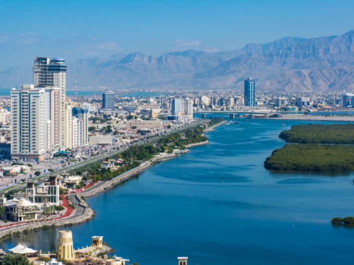 رأس الخيمة تشهد طفرة عقارية… فهل لا تزال نافذة الاستثمار مفتوحة؟