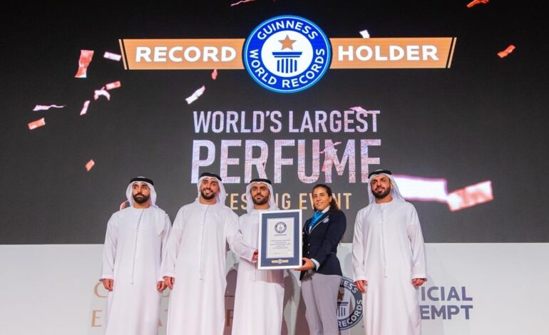 فخر الإمارات للعطور تحقق رقمًا قياسيًا في موسوعة غينيس لأكبر حدث تجربة العطور
