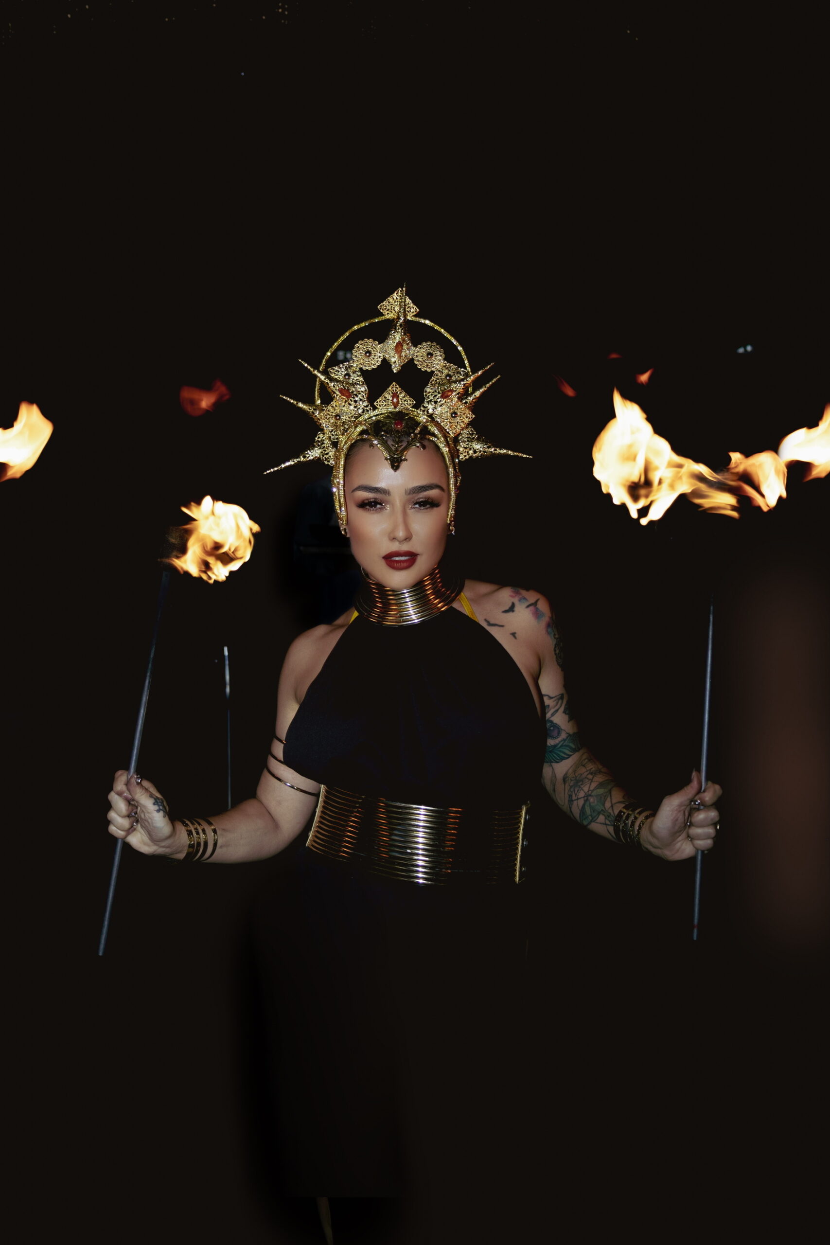 Smoked Nights: Leña Sets Fridays Ablaze with Fire, Flavor & Spectacle