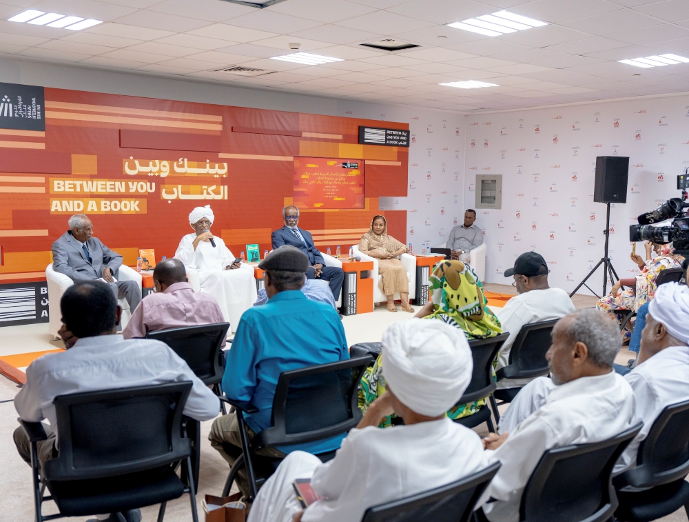 كتّاب ونقّاد: الطيب صالح أعاد الرواية العربية إلى جذورها وارتقى بها إلى العالمية