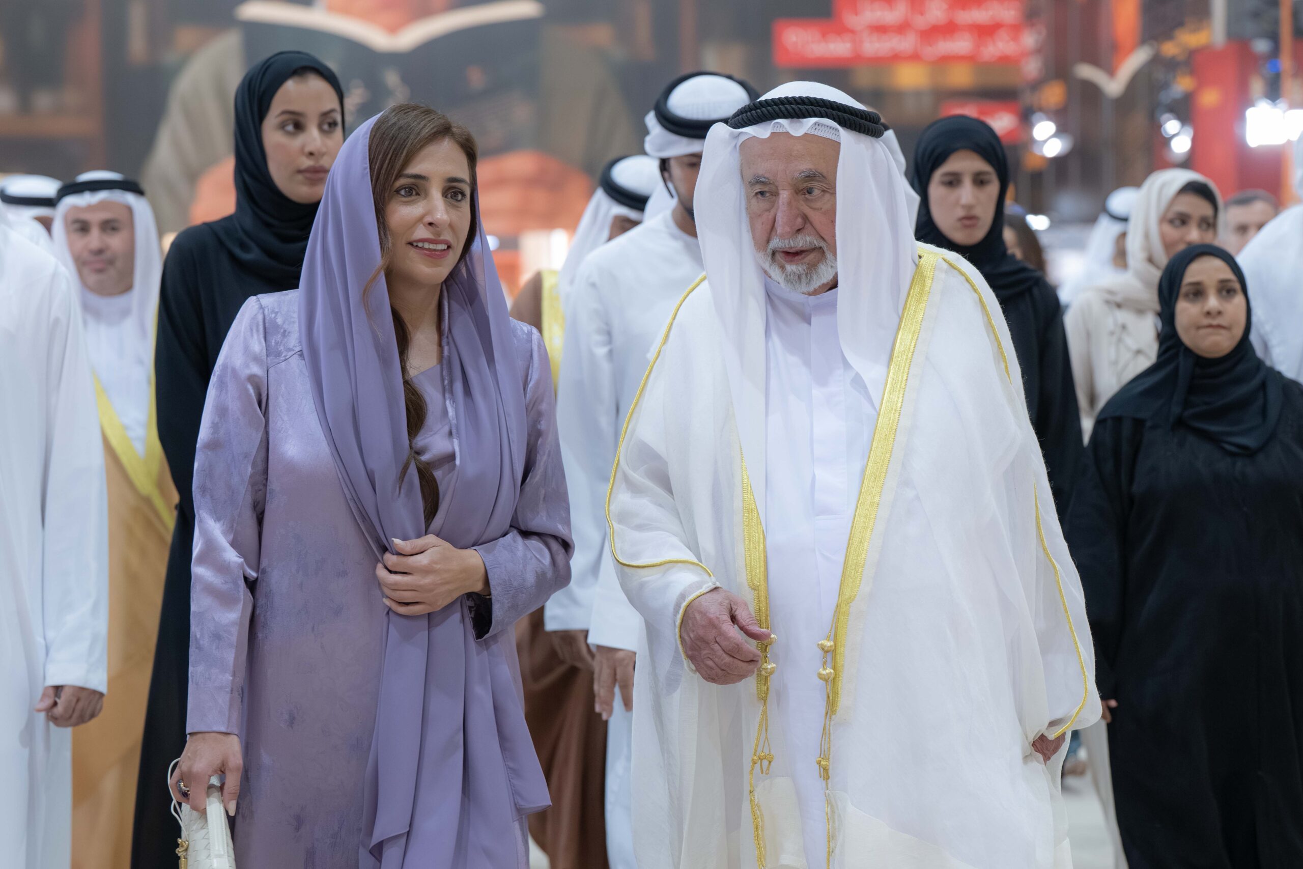 حاكم الشارقة يوجّه بتخصيص 4.5 مليون درهم لتزويد مكتبات الإمارة بأحدث إصدارات دور النشر المشاركة في “الشارقة الدولي للكتاب” 2025