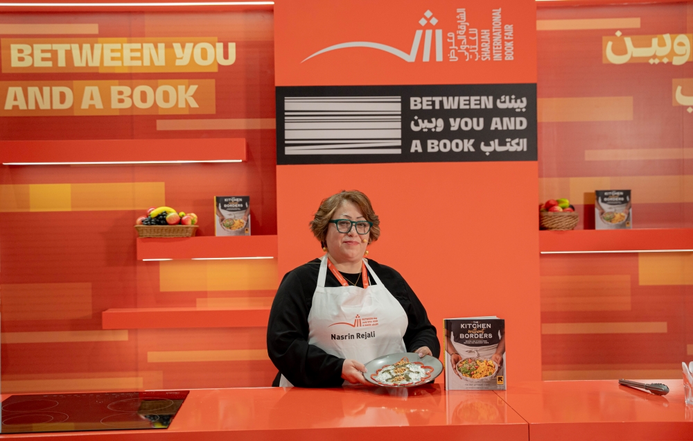 نكهة بوراني السبانخ تجمع زوار “الشارقة الدولي للكتاب” في ركن الطهي