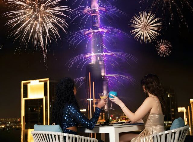 Paramount Hotel Midtown Presents“Festive Wonders 2: A Golden Ticket to Christmas”