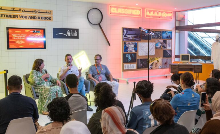 مؤلف مسلسل “هاوس” وكاتب رواية “الظلام” يكشفان أسرار تحويل الرواية إلى شاشة السينما والتلفزيون