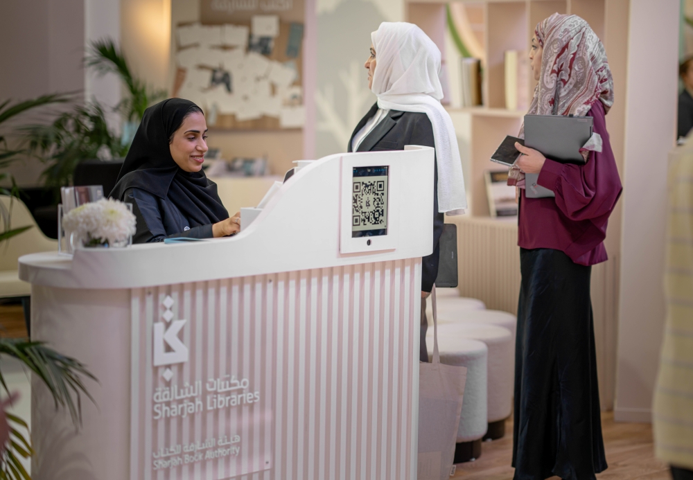 “مكتبات الشارقة العامة” تحتفي بمئة عام من نشر المعرفة وتقديم الخدمات العامة خلال مشاركتها في “الشارقة الدولي للكتاب” 2025