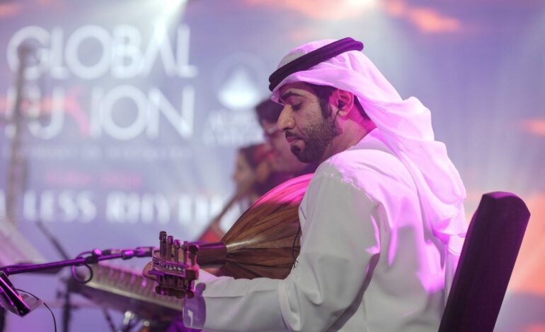 “عبد الرحمن البلوشي” موهبة موسيقية إماراتية تتألق في حفل «غلوبال فيوجن 2026» الموسيقي